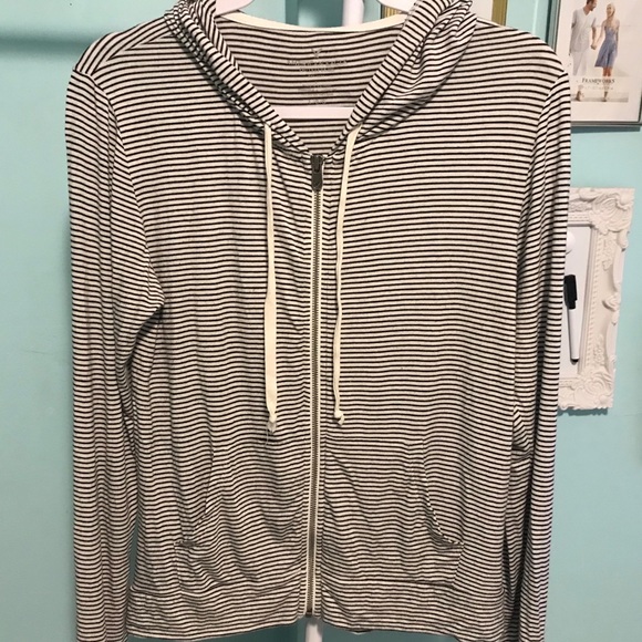 Crop sweater - Picture 2 of 5